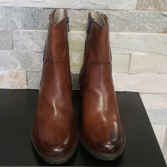 Clarks Women's Maymie Skye Boot (21) - Picture 5 of 7